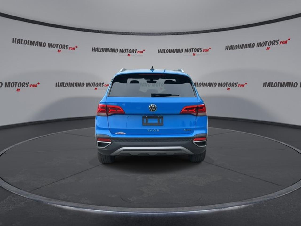 2023 Volkswagen Taos Comfortline 4WD | No Accidents | Leather Seats | Heated Steering Photo