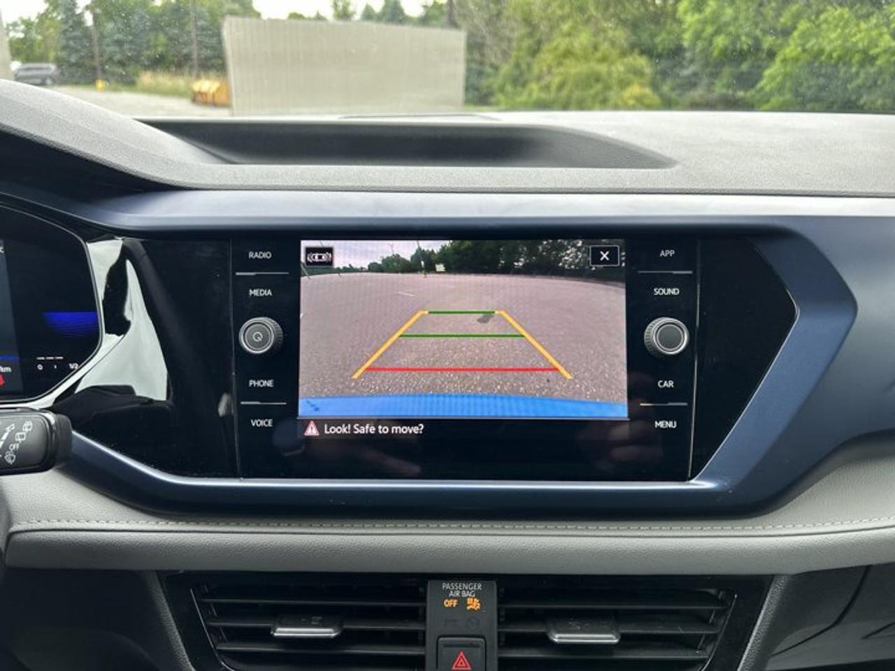 2023 Volkswagen Taos Comfortline 4WD | No Accidents | Leather Seats | Heated Steering Photo