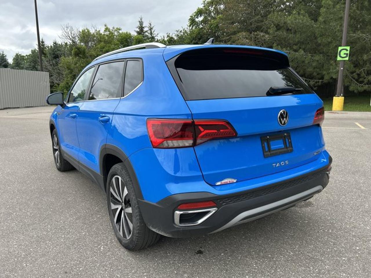 2023 Volkswagen Taos Comfortline 4WD | No Accidents | Leather Seats | Heated Steering Photo
