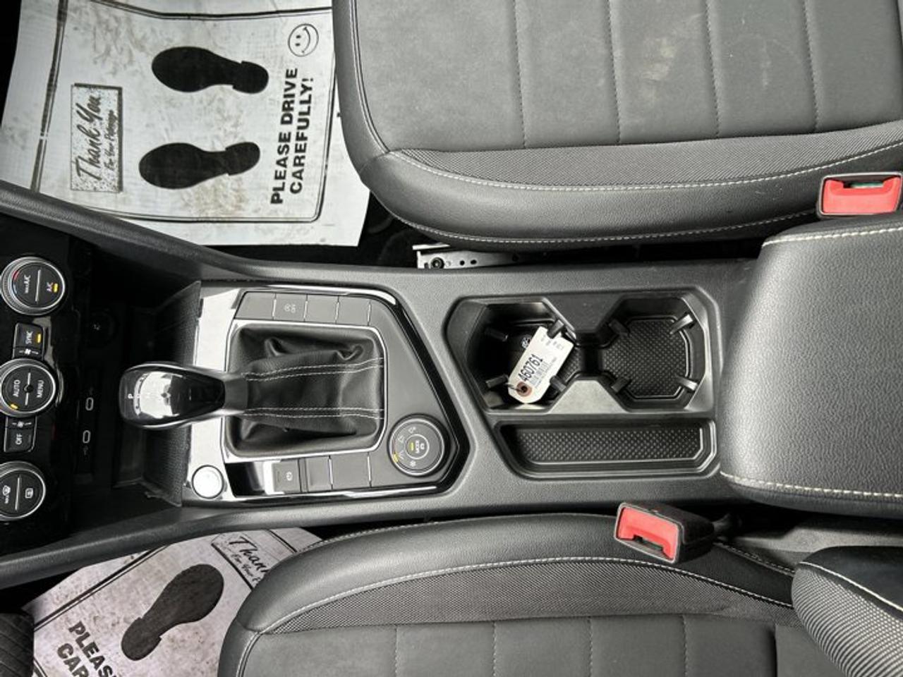 2023 Volkswagen Taos Comfortline 4WD | No Accidents | Leather Seats | Heated Steering Photo