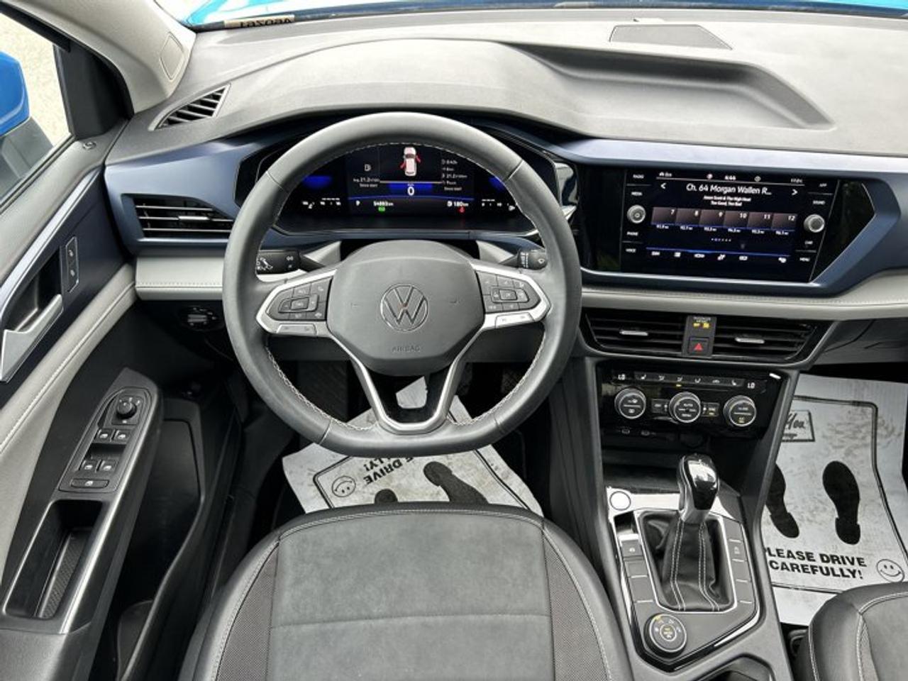 2023 Volkswagen Taos Comfortline 4WD | No Accidents | Leather Seats | Heated Steering Photo