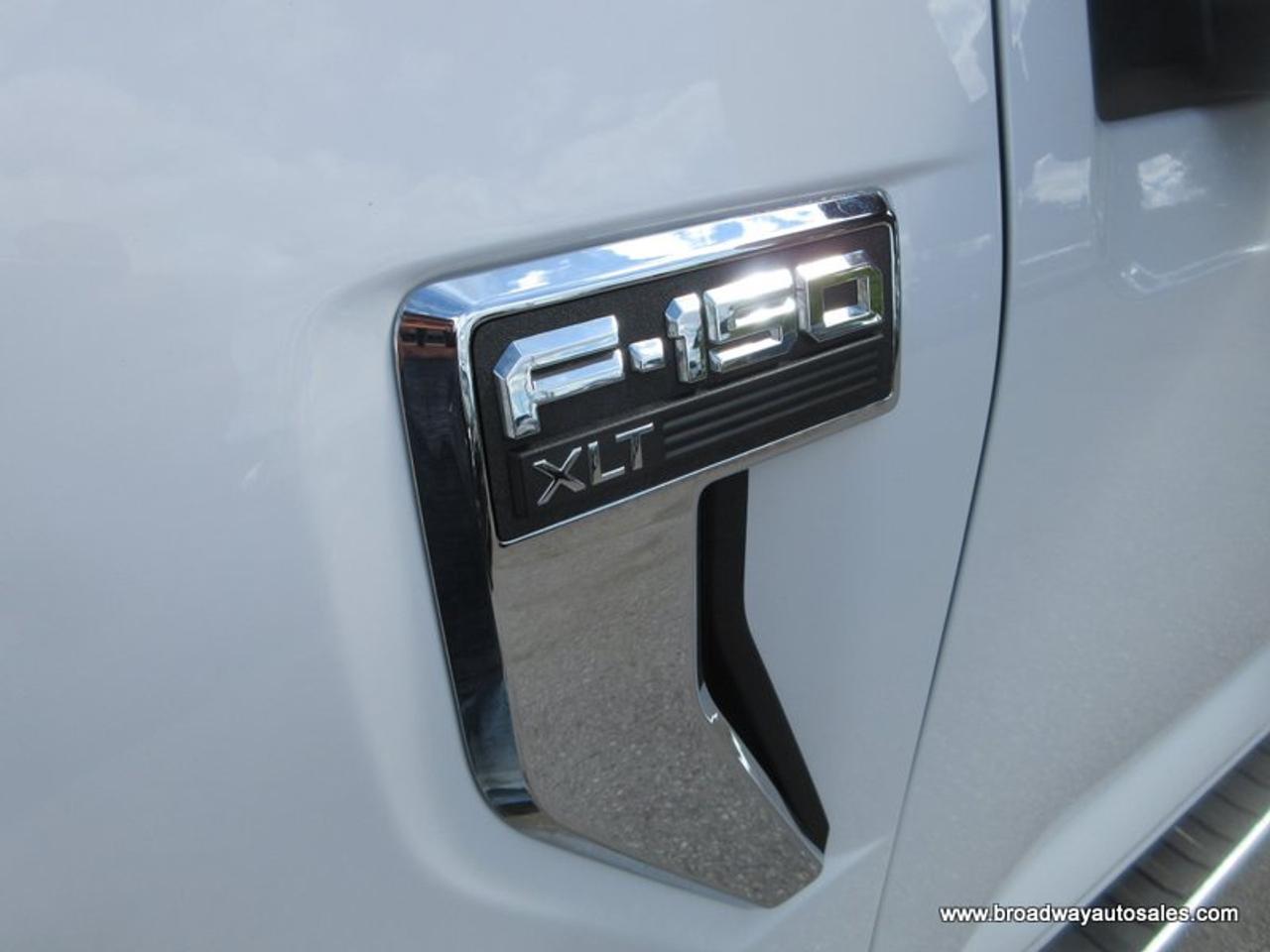 2022 Ford F-150 GREAT VALUE XLT-MODEL 6 PASSENGER 3.5L - ECO-BOOST.. 4X4.. CREW-CAB.. SHORTY.. NAVIGATION.. HEATED SEATS.. BACK-UP CAMERA.. BLUETOOTH SYSTEM.. Photo