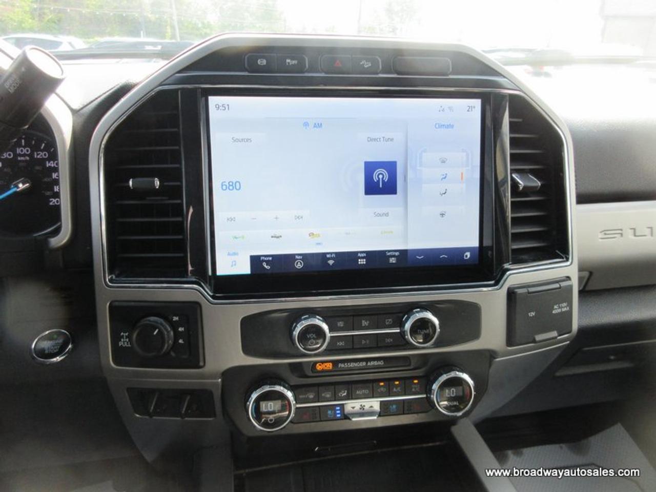 2022 Ford F-250 3/4 TON LIMITED-EDITION 5 PASSENGER 6.7L - POWER-STROKE.. 4X4.. CREW-CAB.. 6.6-FOOT-BOX.. NAVIGATION.. SUNROOF.. LEATHER.. HEATED SEATS & WHEEL.. Photo