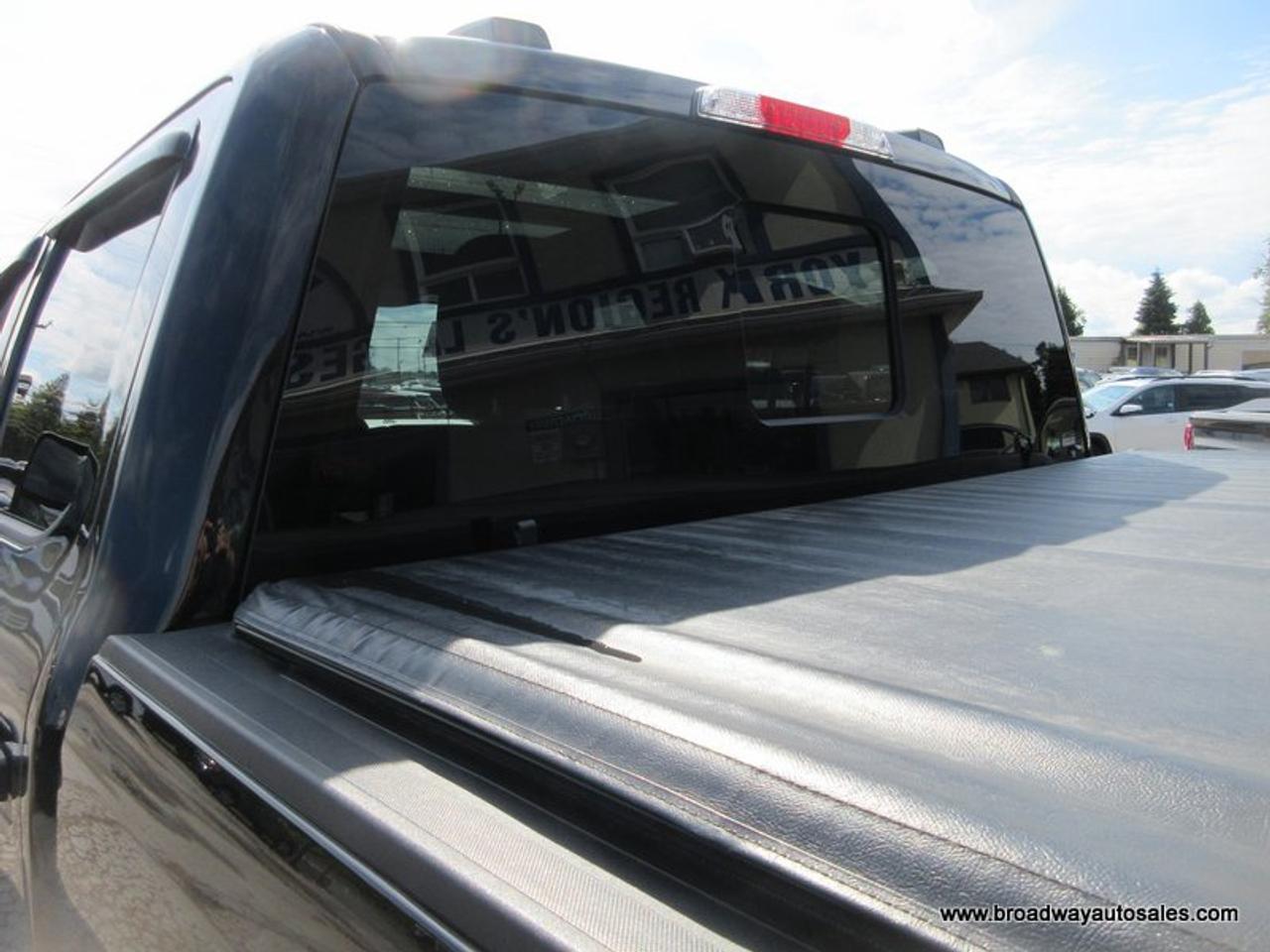 2022 Ford F-250 3/4 TON LIMITED-EDITION 5 PASSENGER 6.7L - POWER-STROKE.. 4X4.. CREW-CAB.. 6.6-FOOT-BOX.. NAVIGATION.. SUNROOF.. LEATHER.. HEATED SEATS & WHEEL.. Photo