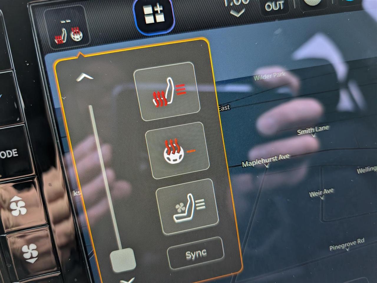 2022 RAM 1500 LARAMIE 4X4 - NAVI - CREW CAB - TECH FEATS Photo