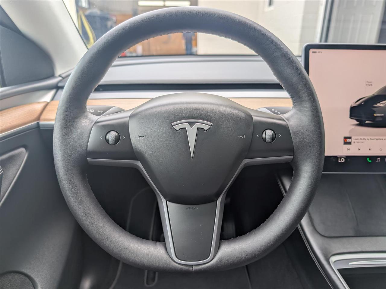 2023 Tesla Model Y LONG RANGE AWD - DUAL MOTOR Photo