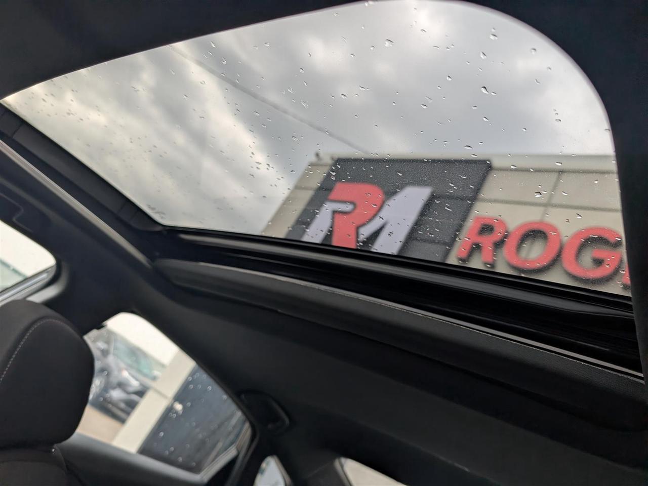 2019 Honda Civic SPORT - SUNROOF - REVERSE CAM - TECH FEATURES Photo