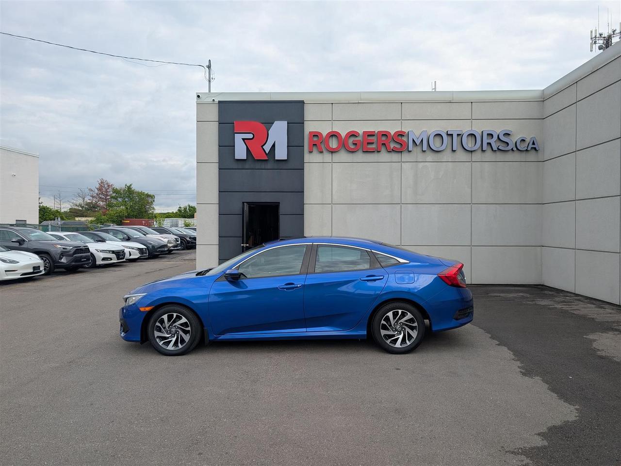 2018 Honda Civic EX - SUNROOF - REVERSE CAM - TECH FEATURES Photo