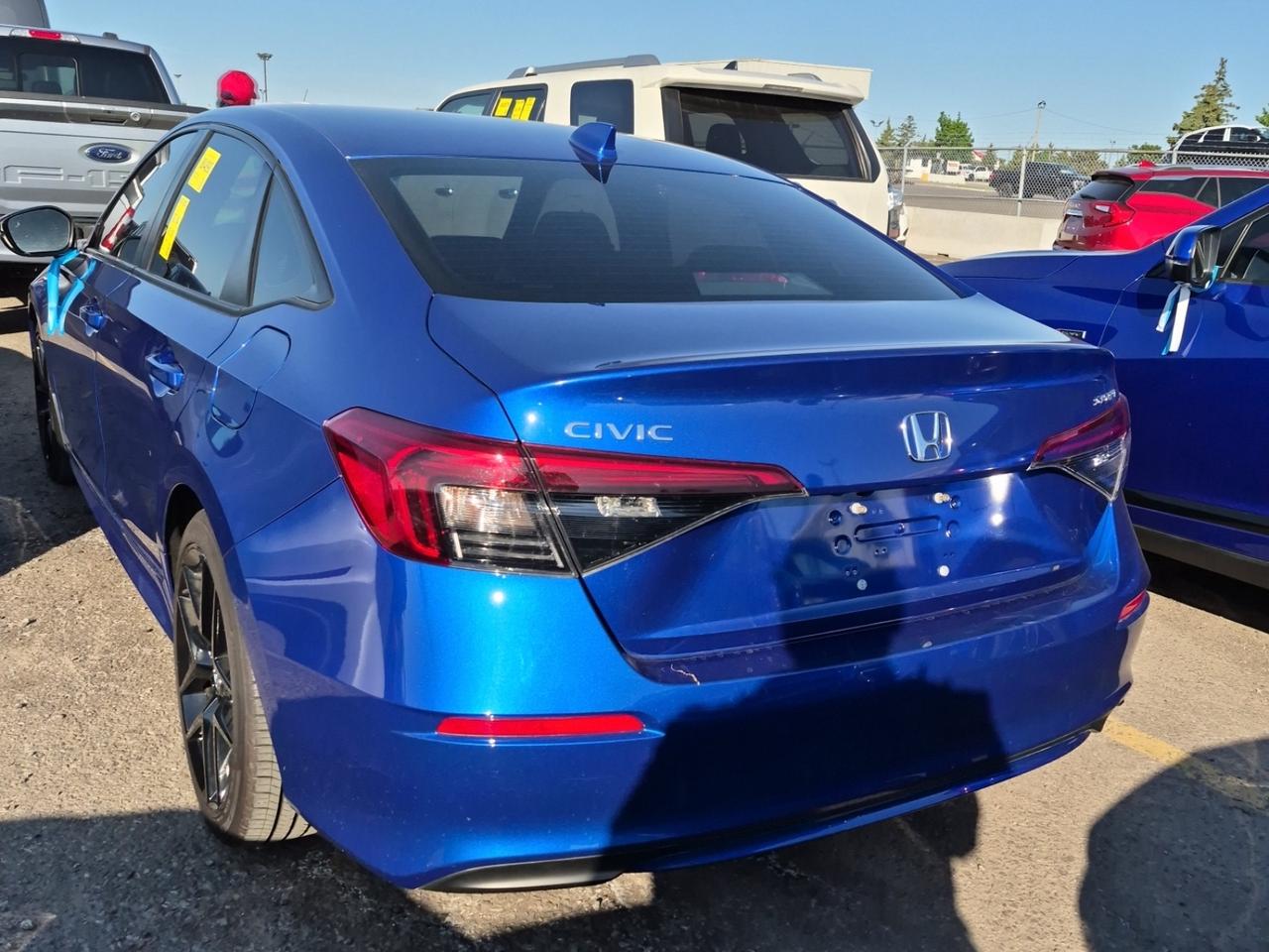 2022 Honda Civic SPORT | SUNROOF | LANE WATCH | NO ACCIDENTS Photo