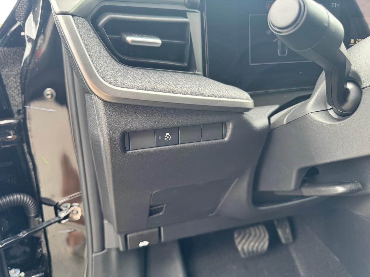 2026 Nissan Kicks SV AWD Photo