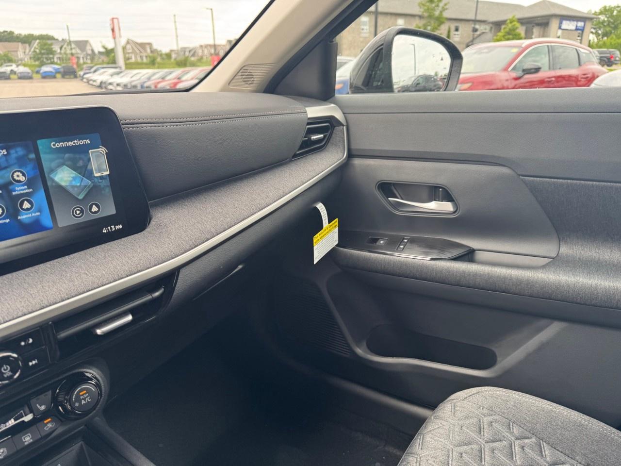 2026 Nissan Kicks SV AWD Photo