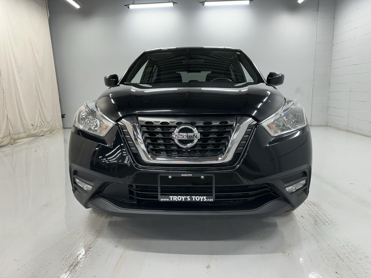 2019 Nissan Kicks SV Photo