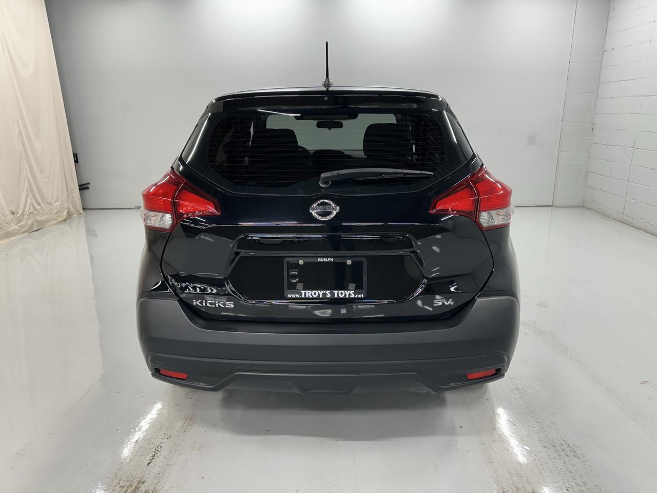 2019 Nissan Kicks SV Photo