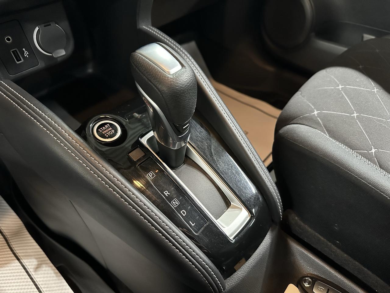 2019 Nissan Kicks SV Photo