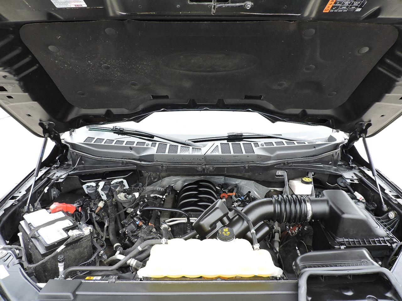 2022 Ford F-150 LARIAT 5.0L 4X4 Sunroof Navigation Loaded 121000KM Photo