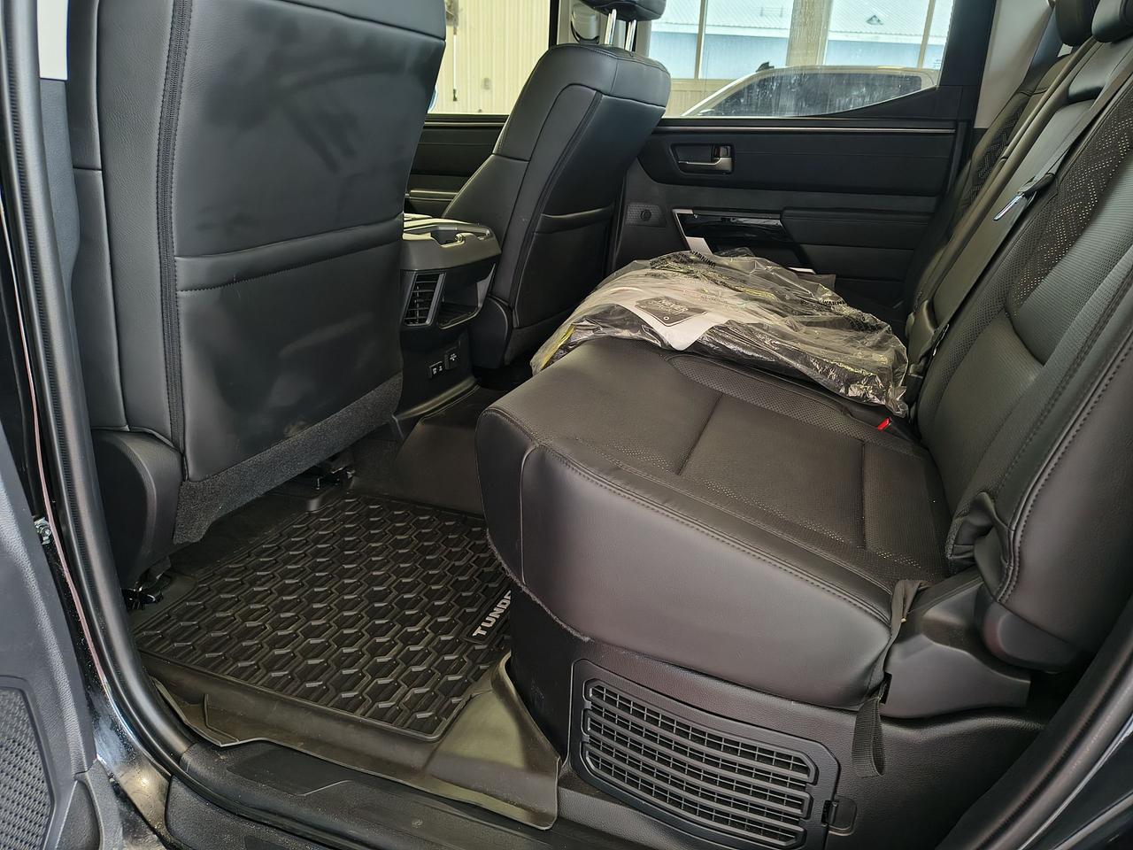 2023 Toyota Tundra LIMITED HYBRID Photo0