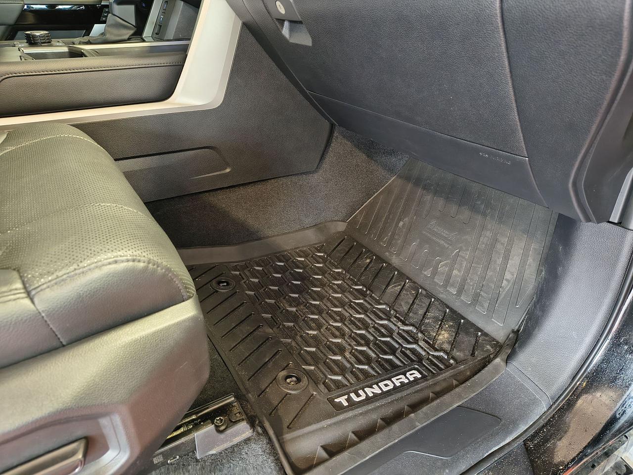 2023 Toyota Tundra LIMITED HYBRID Photo