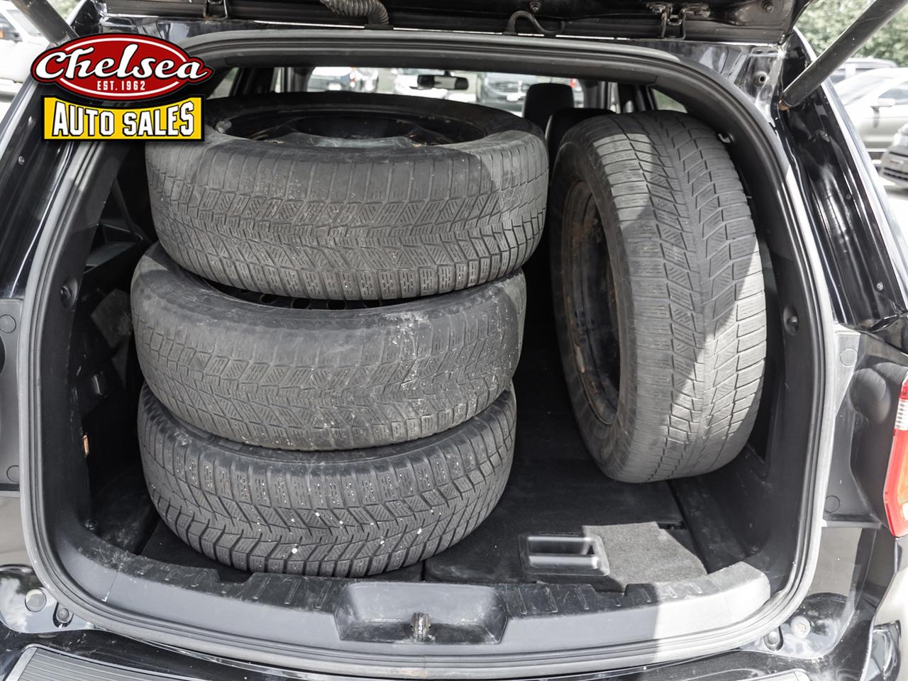 2018 Ford Explorer XLT 4WD Photo