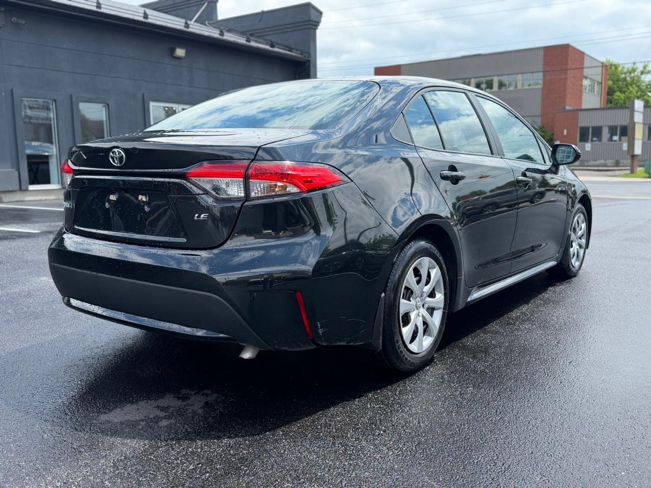 2022 Toyota Corolla LE CVT Photo
