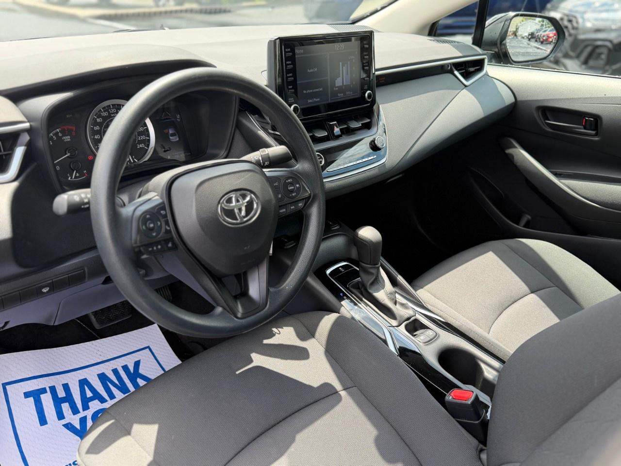 2022 Toyota Corolla LE CVT Photo