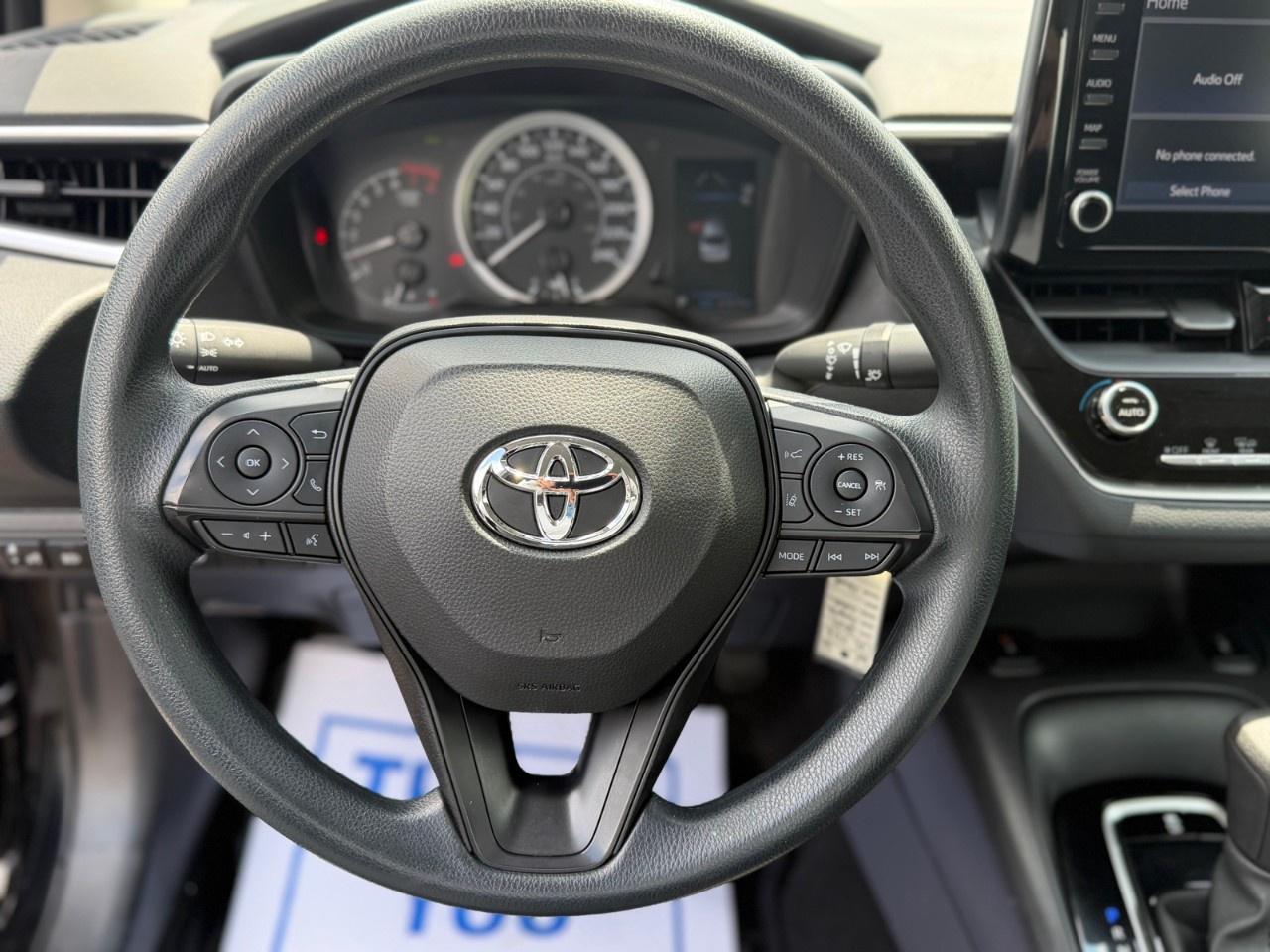 2022 Toyota Corolla LE CVT Photo