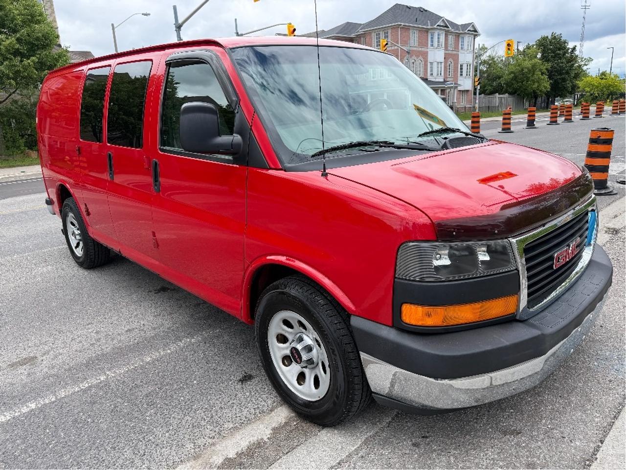 2010 GMC Savana flex fuel Photo