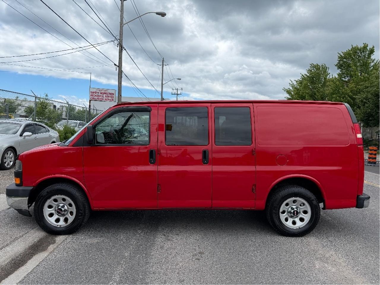 2010 GMC Savana flex fuel Photo
