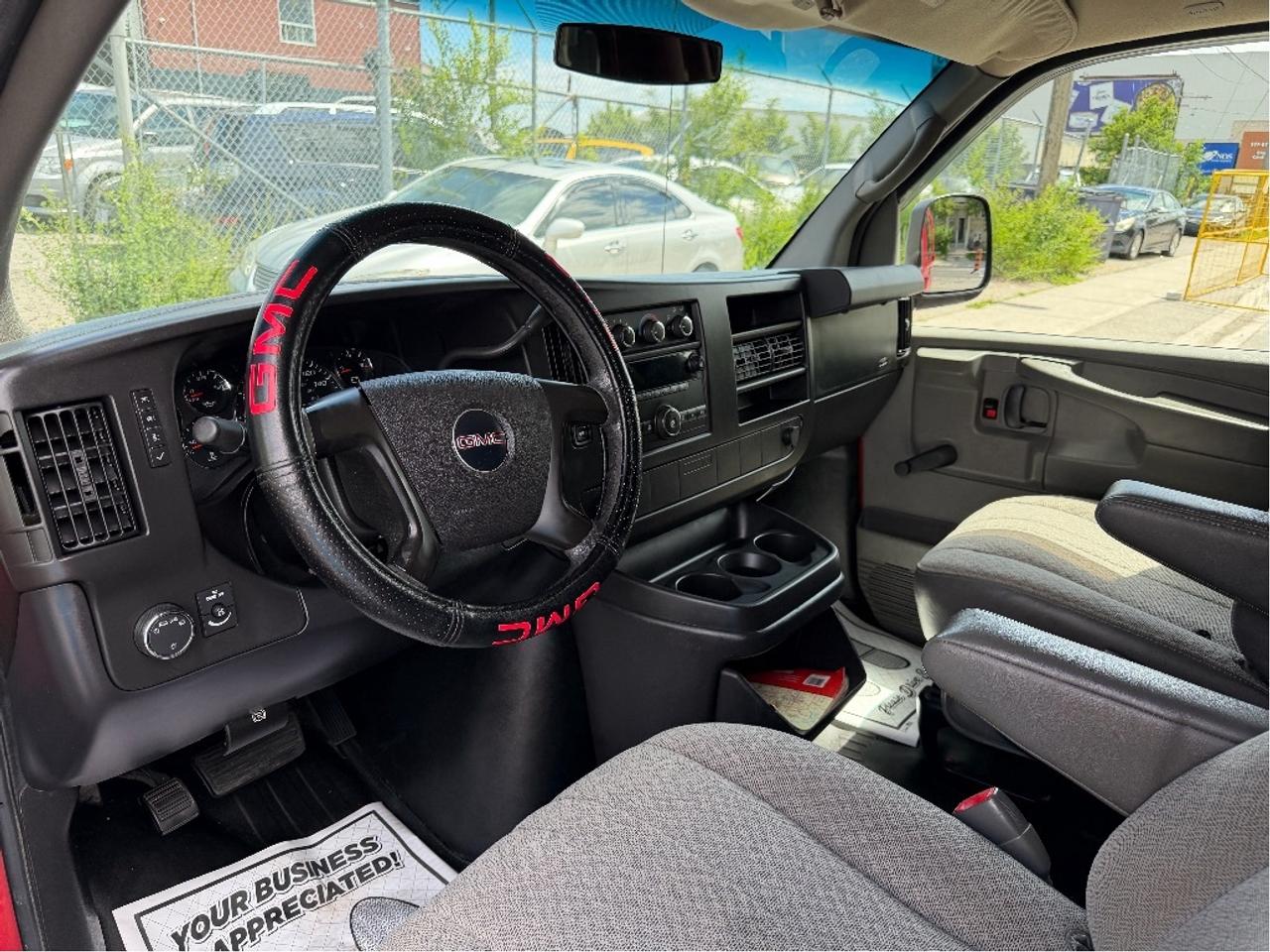 2010 GMC Savana flex fuel Photo
