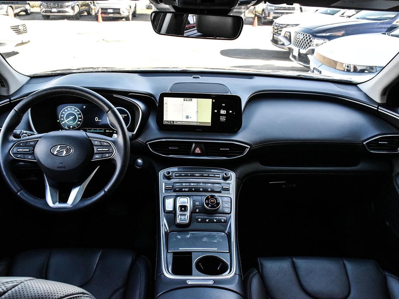 2023 Hyundai Santa Fe Hybrid Luxury Photo