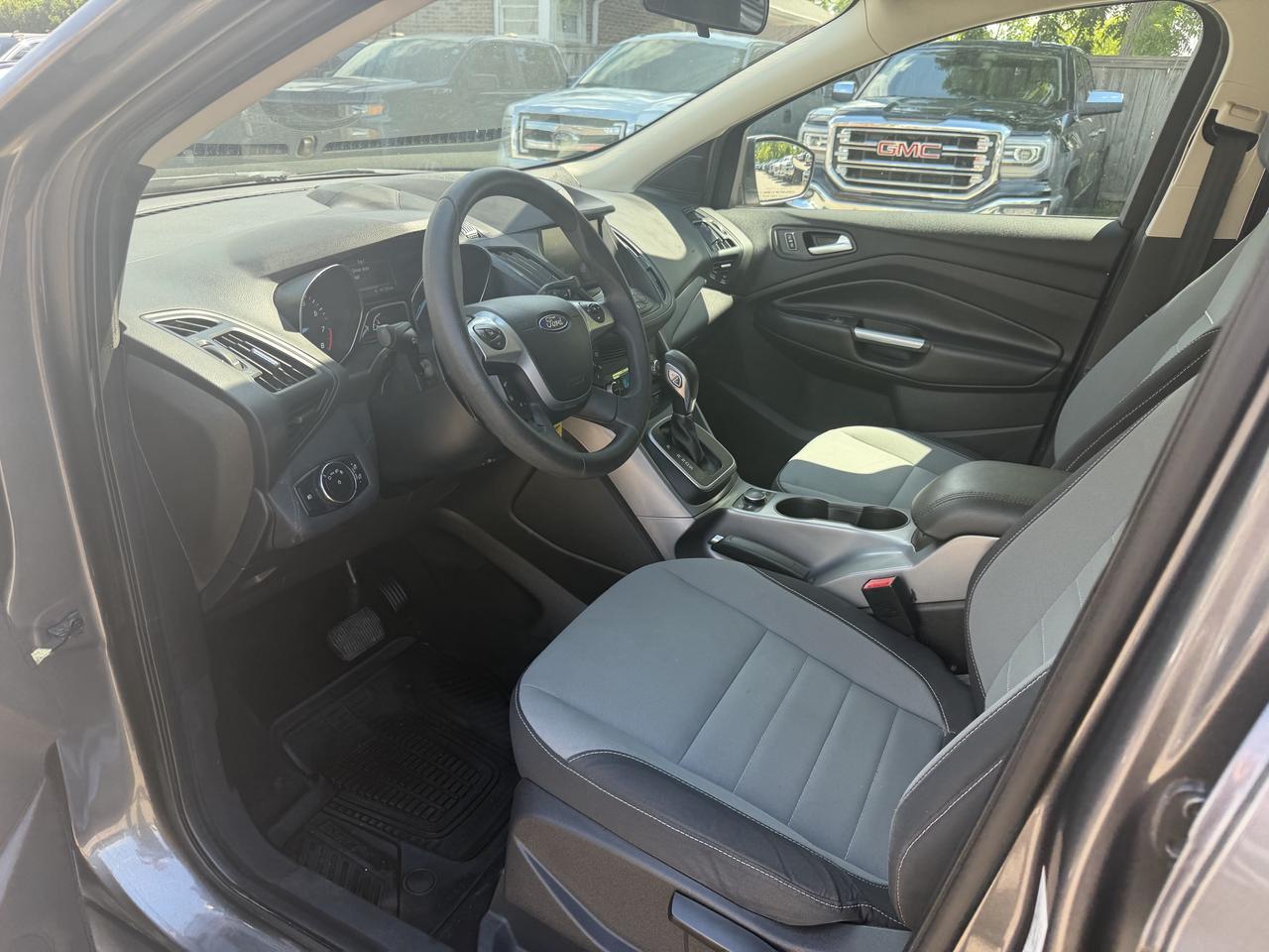 2013 Ford Escape SE | One Owner | Clean CARFAX Photo