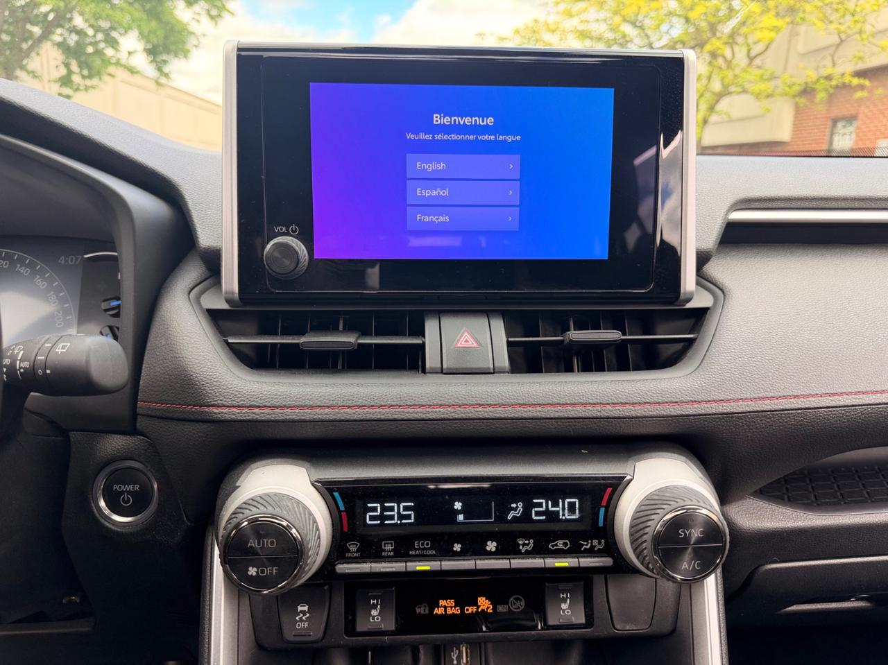 2024 Toyota RAV4 Prime SE AWD Photo