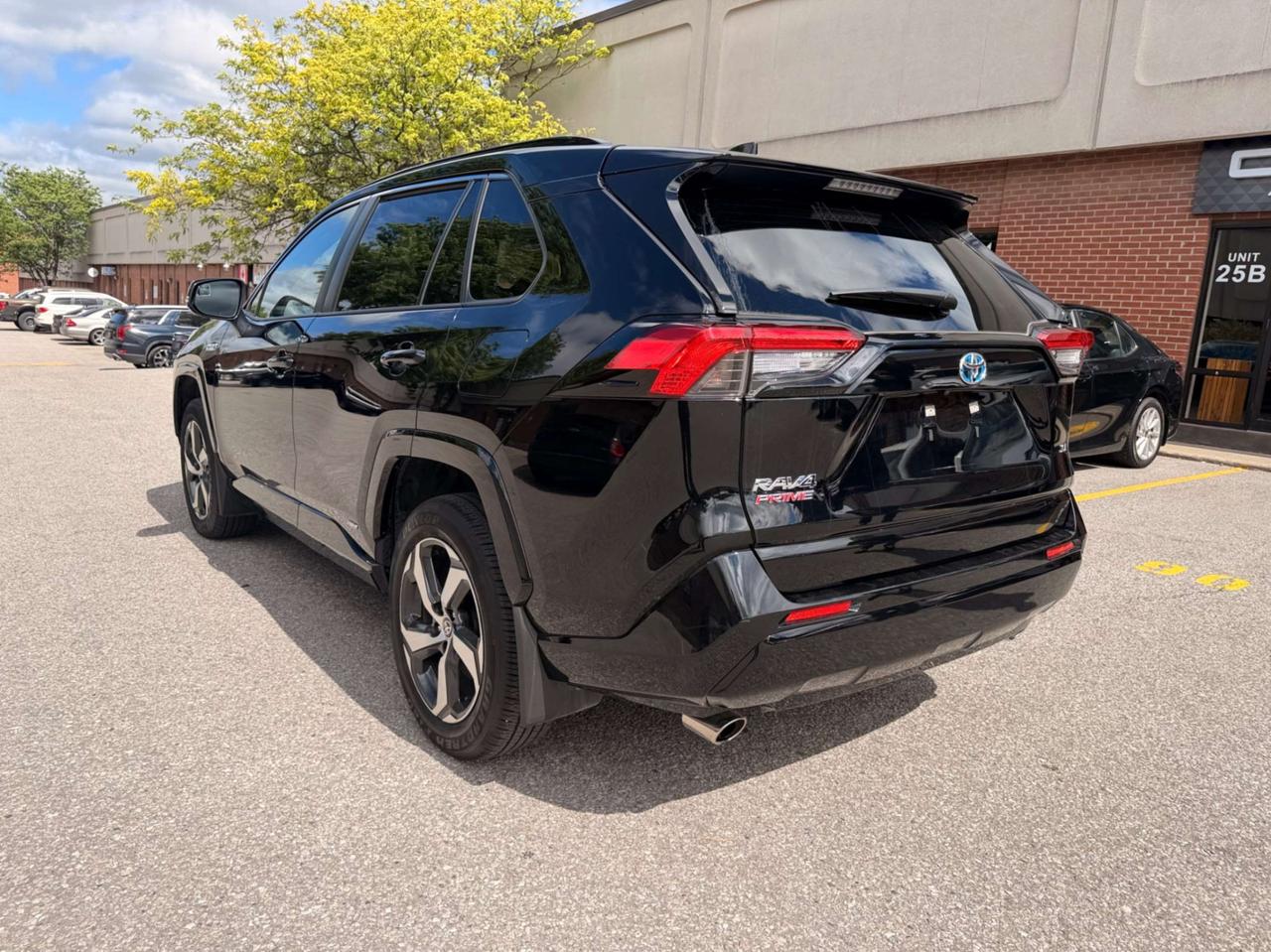 2024 Toyota RAV4 Prime SE AWD Photo
