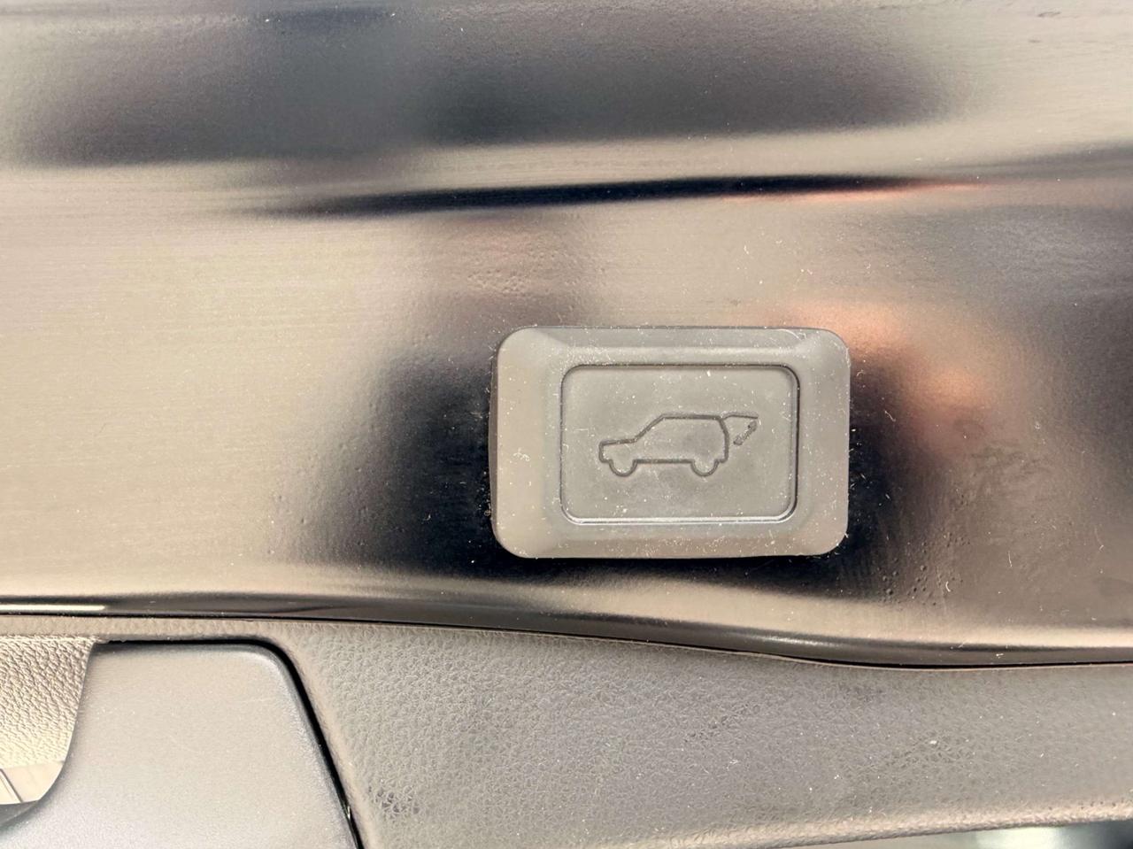 2024 Toyota RAV4 Prime SE AWD Photo