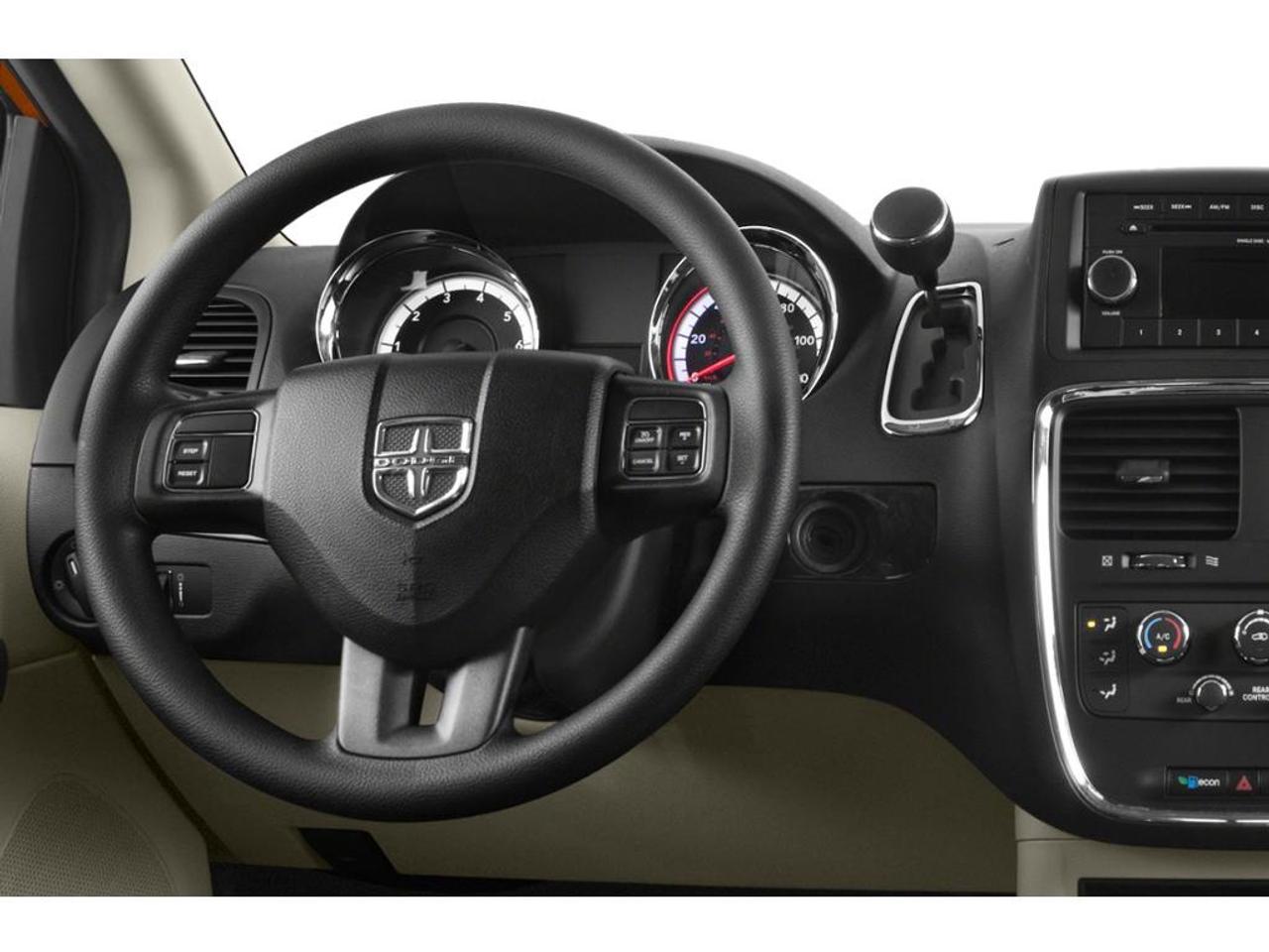 2014 Dodge Grand Caravan SE/SXT Passenger Van Photo