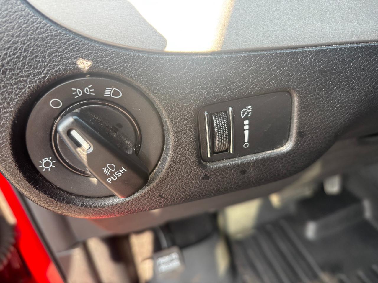 2014 Dodge Grand Caravan SE/SXT Passenger Van Photo