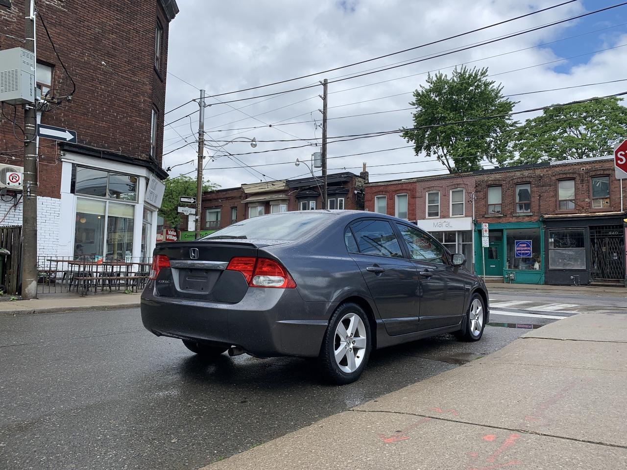 2010 Honda Civic 4dr Auto Sport Photo