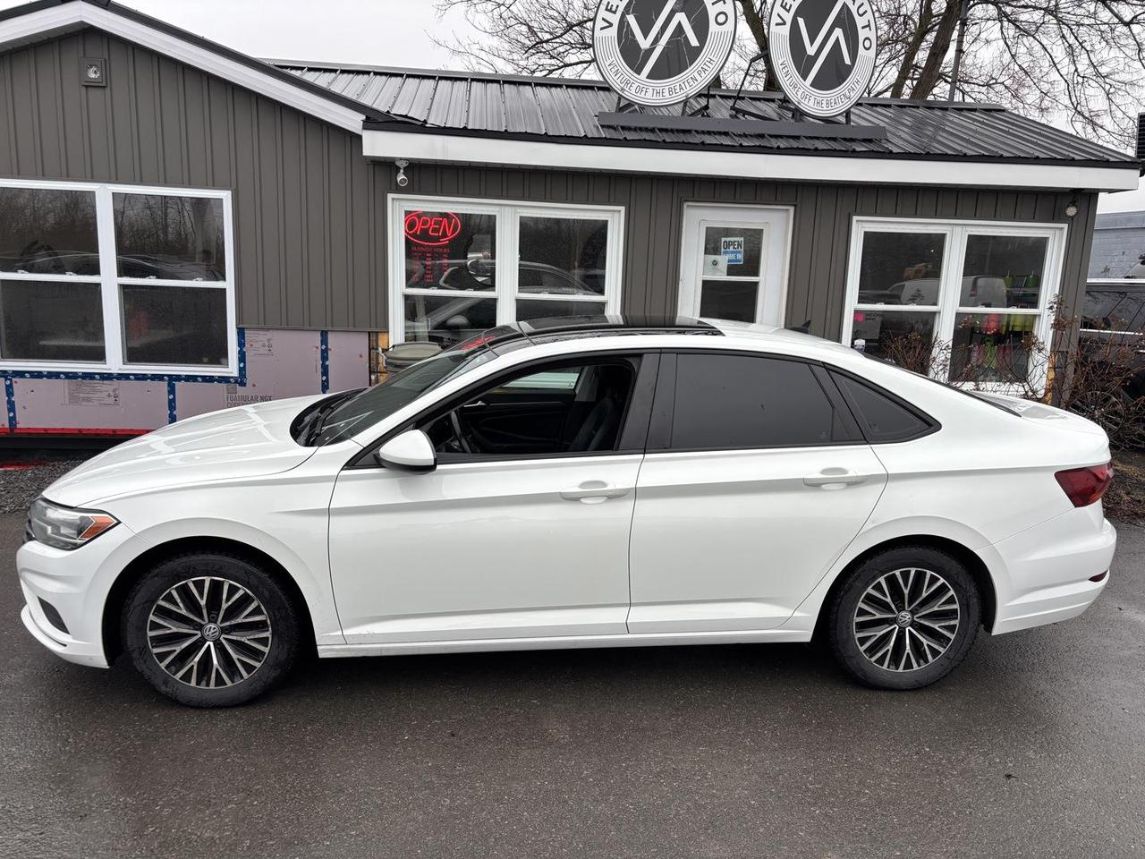 2019 Volkswagen Jetta 1.4 TSI Highline (A8) 4dr Sedan Photo