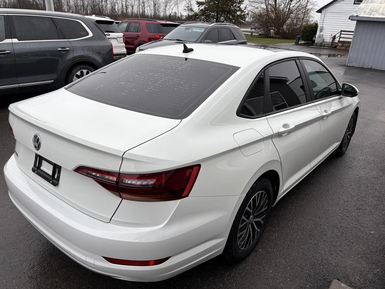 2019 Volkswagen Jetta 1.4 TSI Highline (A8) 4dr Sedan Photo