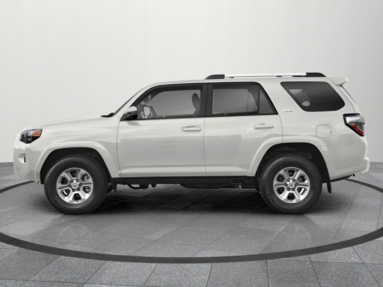 2022 Toyota 4Runner Base 4dr 4x4 Photo
