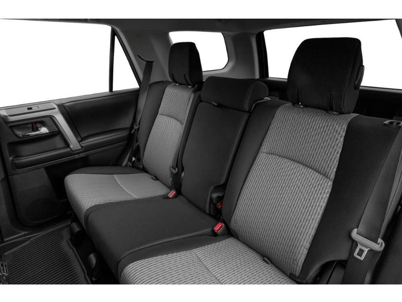 2022 Toyota 4Runner Base 4dr 4x4 Photo