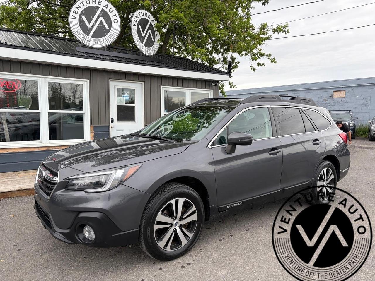 2018 Subaru Outback  Photo