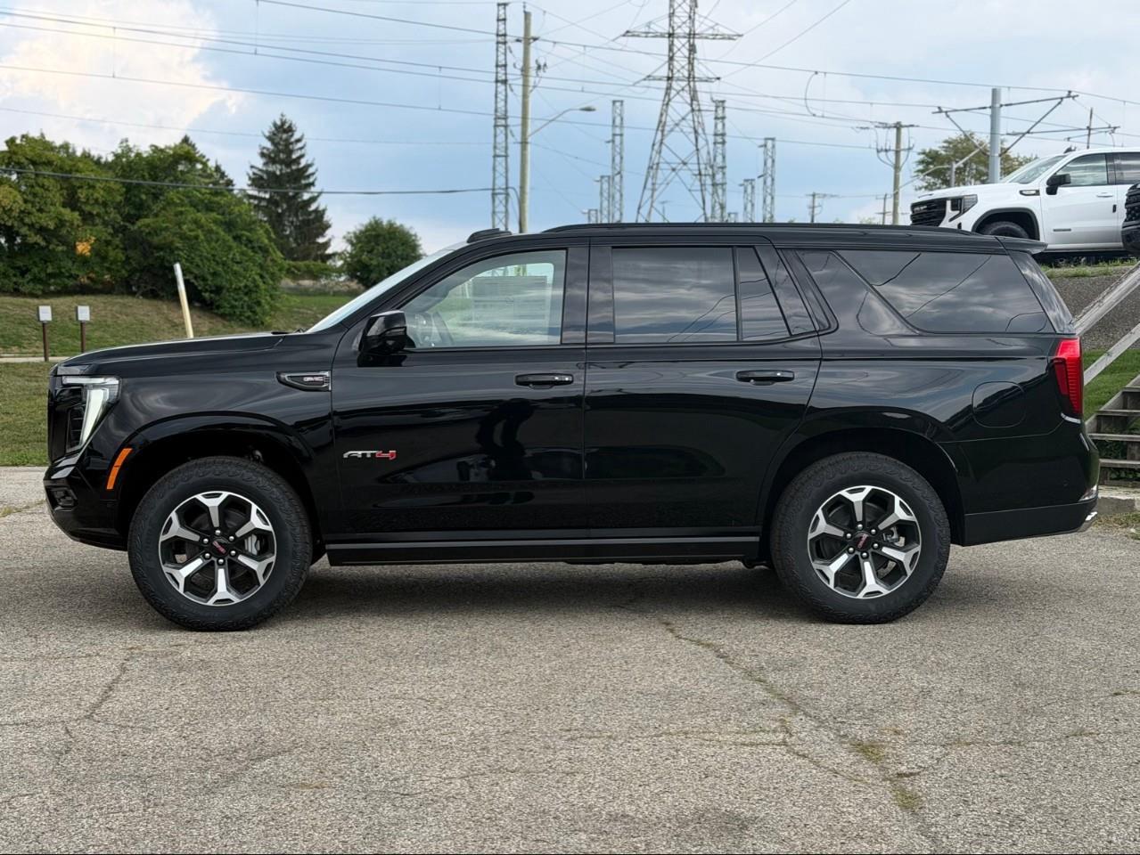 2026 GMC Yukon AT4 4dr 4x4 Photo