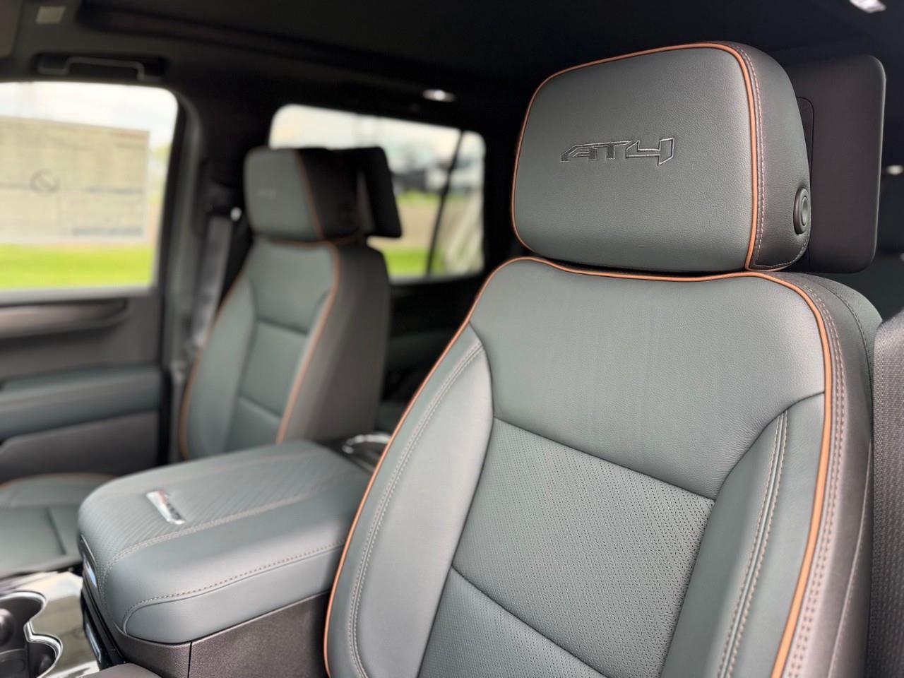 2026 GMC Yukon AT4 4dr 4x4 Photo