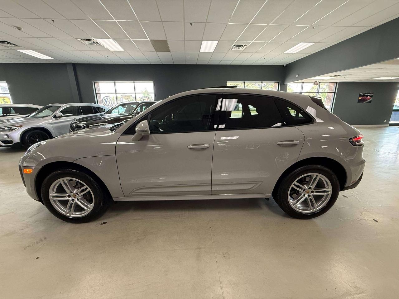 2022 Porsche Macan AWD**PARK ASSIST**360 CAMERA** Photo