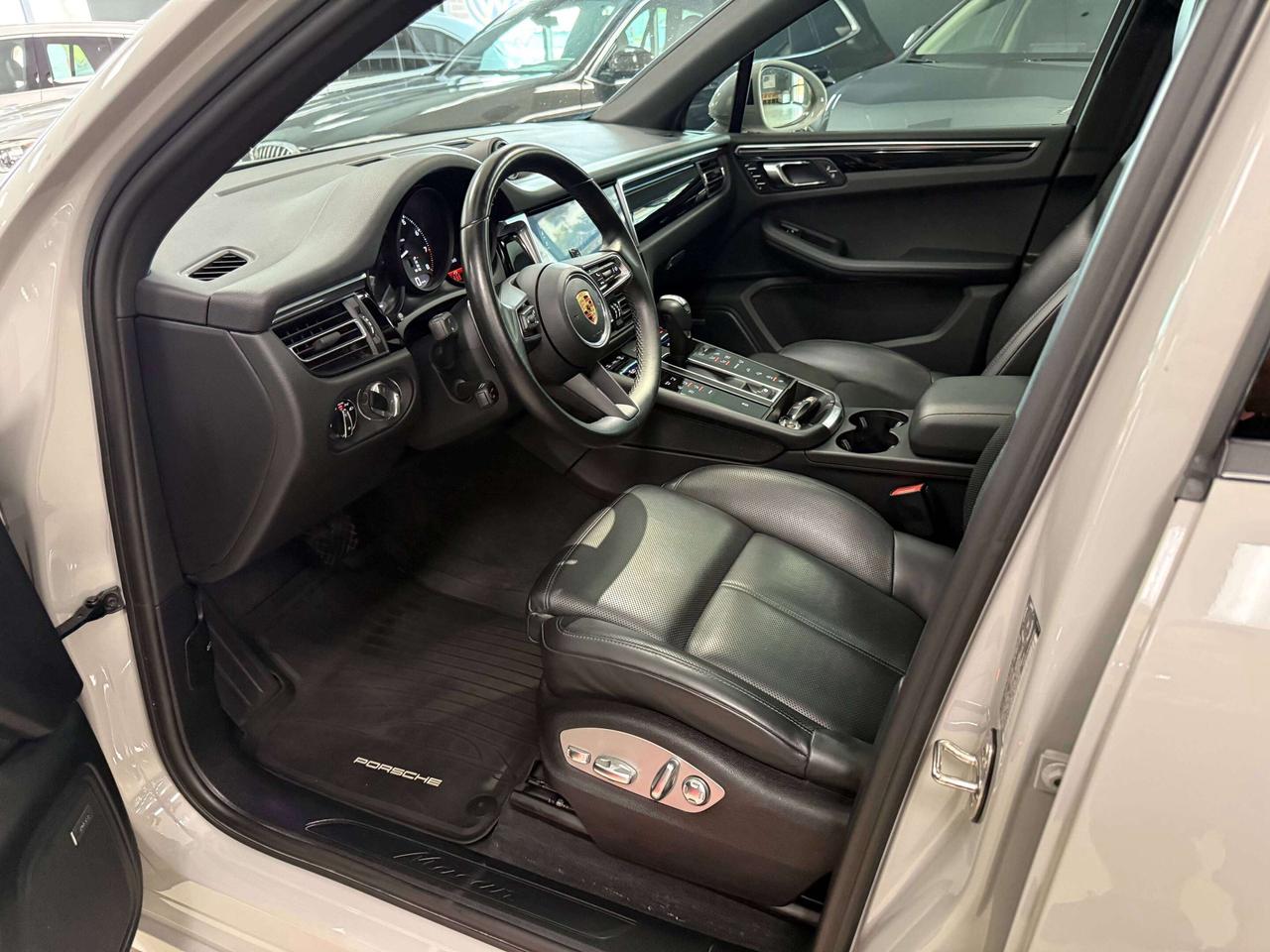 2022 Porsche Macan AWD**PARK ASSIST**360 CAMERA** Photo
