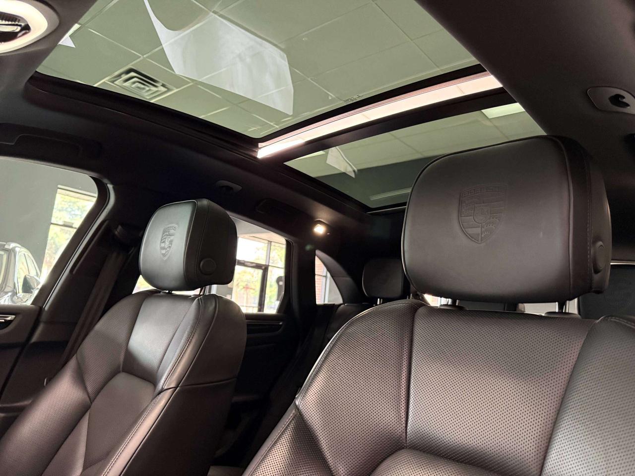 2022 Porsche Macan AWD**PARK ASSIST**360 CAMERA** Photo