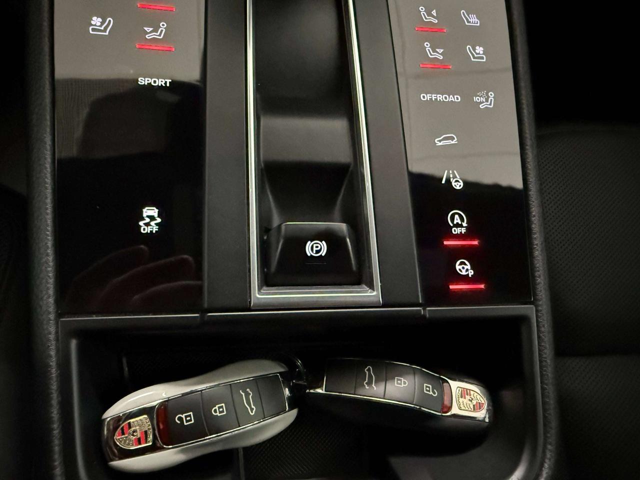 2022 Porsche Macan AWD**PARK ASSIST**360 CAMERA** Photo