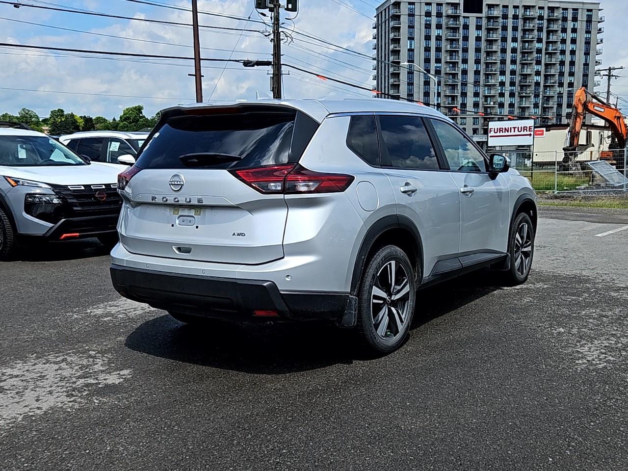 2025 Nissan Rogue AWD SV Moonroof Photo