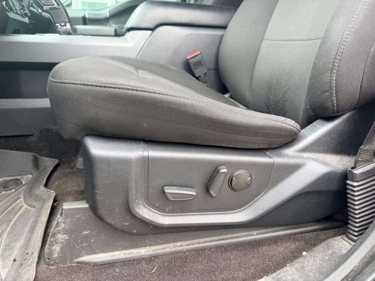 2019 Ford F-150 XLT 4WD SuperCrew 5.5' Box Photo