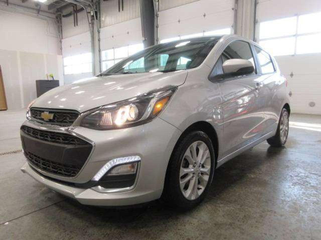 2019 Chevrolet Spark LT, APPLE/ANDROID, BT, CAMERA, ALLOYS, JUST 6K! Photo
